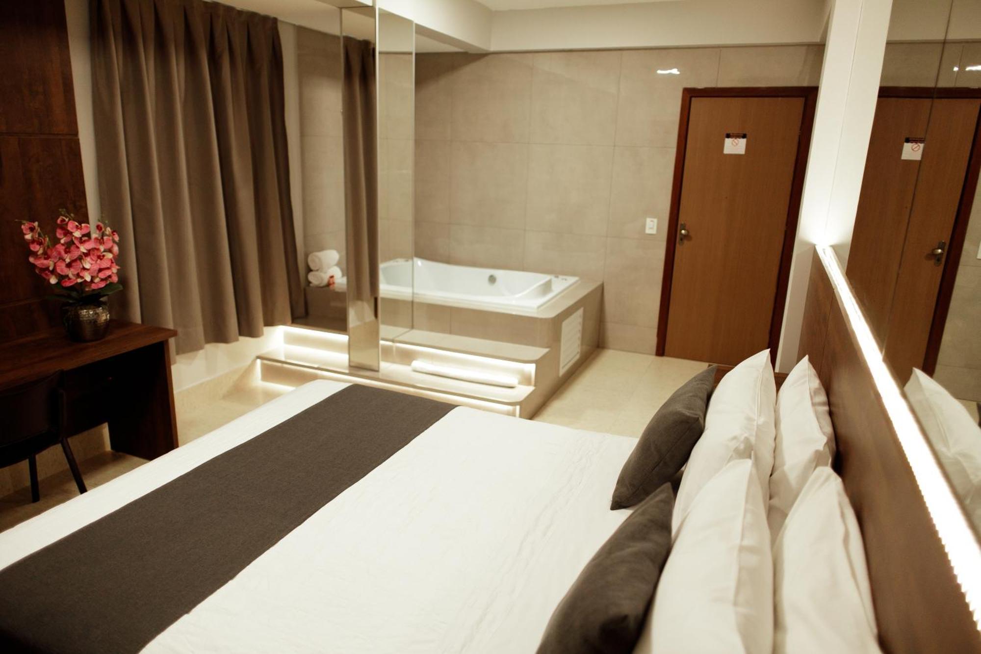 Roma Hotel By H Hoteis - Airport Brasilia Esterno foto