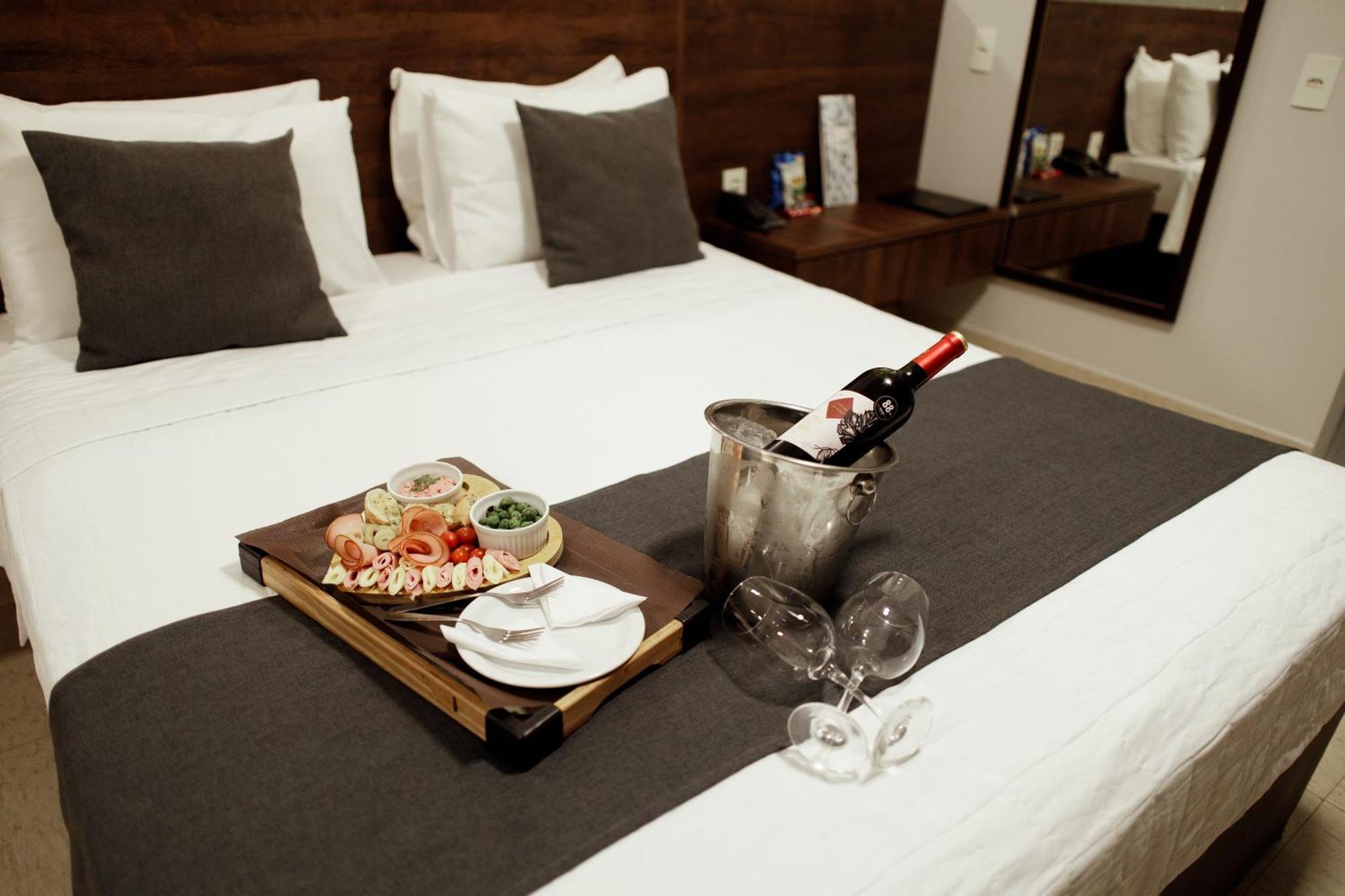 Roma Hotel By H Hoteis - Airport Brasilia Esterno foto