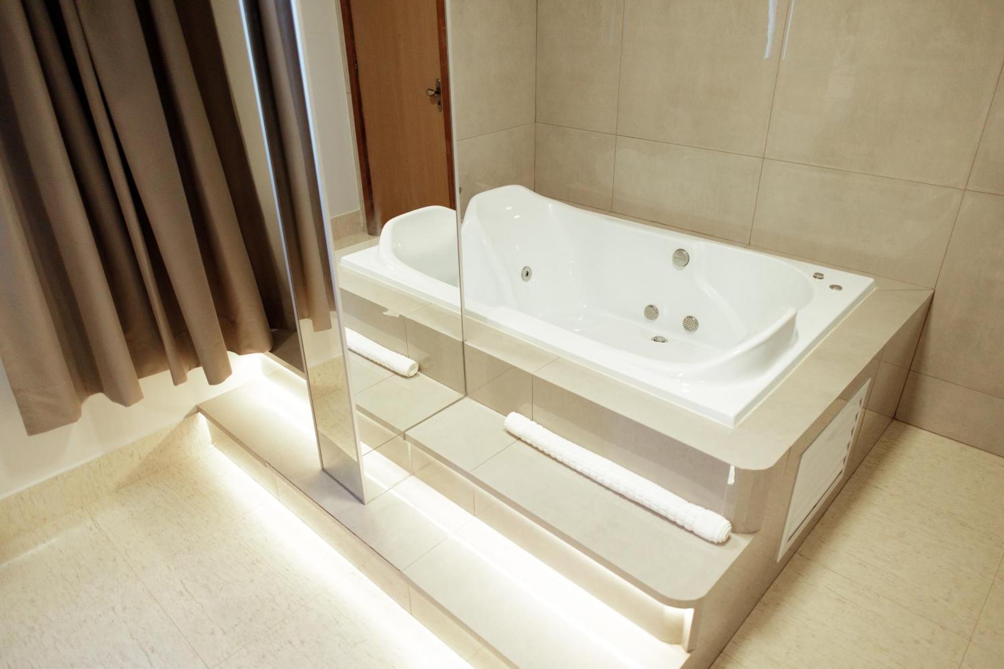 Roma Hotel By H Hoteis - Airport Brasilia Esterno foto
